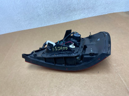 2000 to 2001 Nissan Altima Left Driver LH Side Tail Light AE2900 LK5