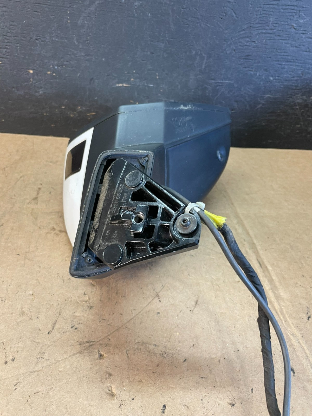 2017 to 2019 Audi Q7 Right Passenger Side Door View Power Mirror AE1064 DG4