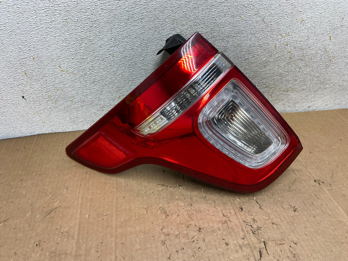 2011 2012 2013 2014 2015 Ford Explorer Left Driver LH Side Tail light AI9156 LK2