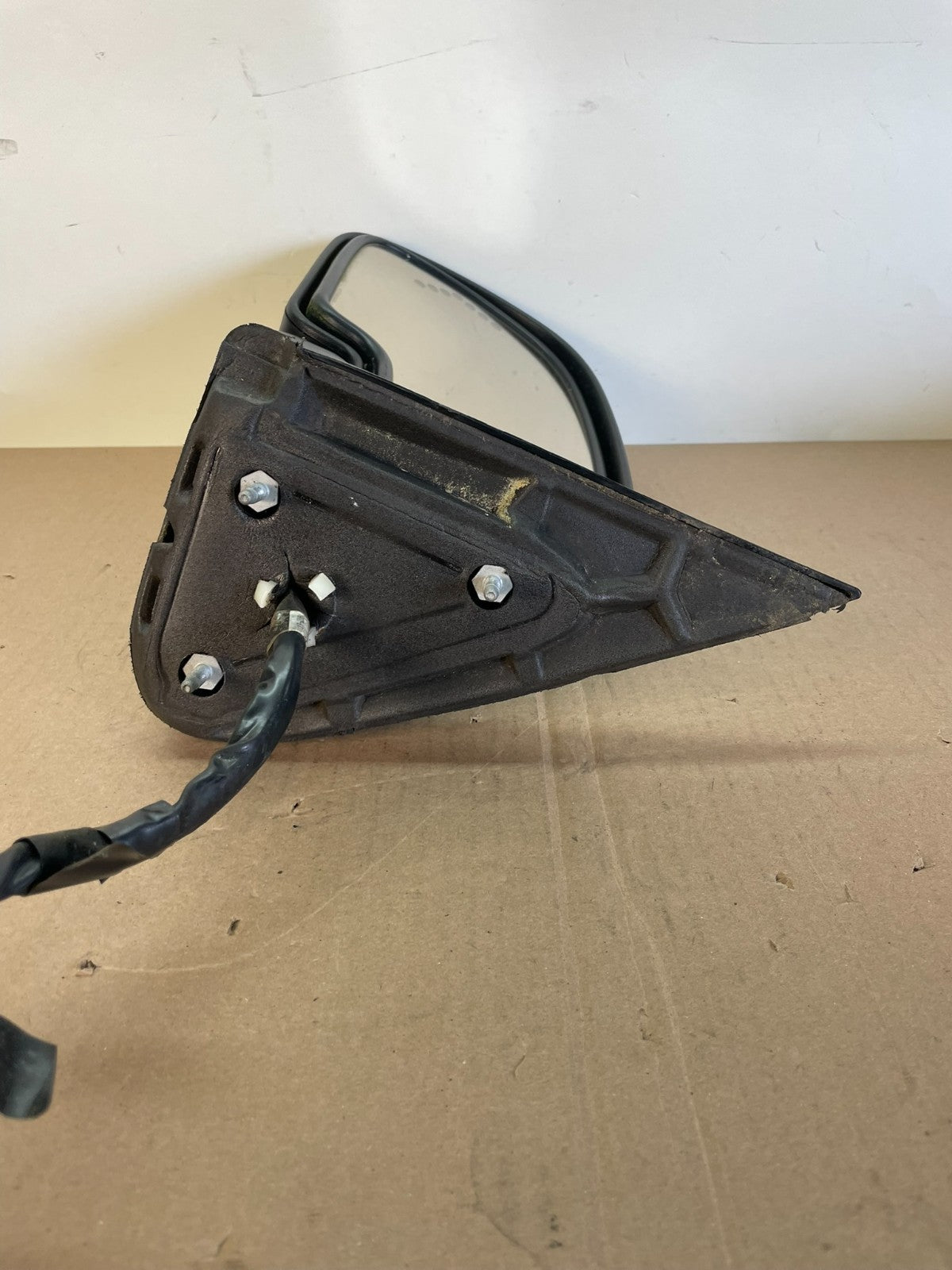 2003-2006 Cadillac Escalade Left Driver View Door Turn Signal Mirror AG2641 MS4