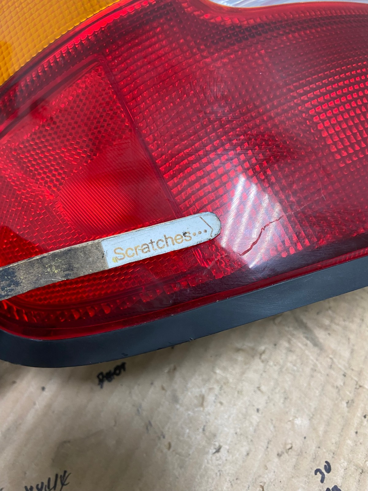 1998 1999 Nissan Altima Right Passenger RH Side Tail Light AI8225 LK3
