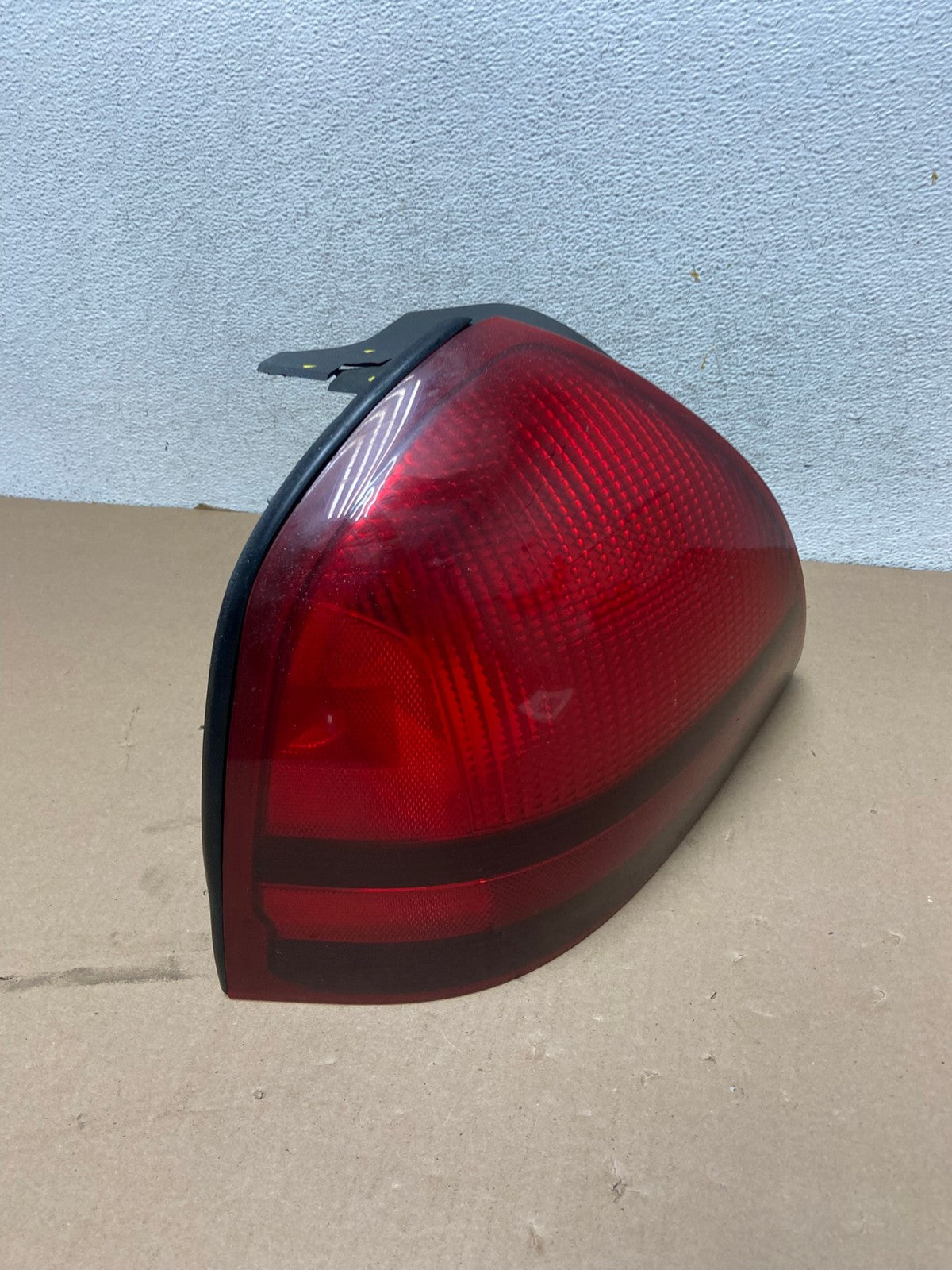 2003-2011 Mercury Grand Marquis Left Driver Lh Side Tail Light AG3341 LK2