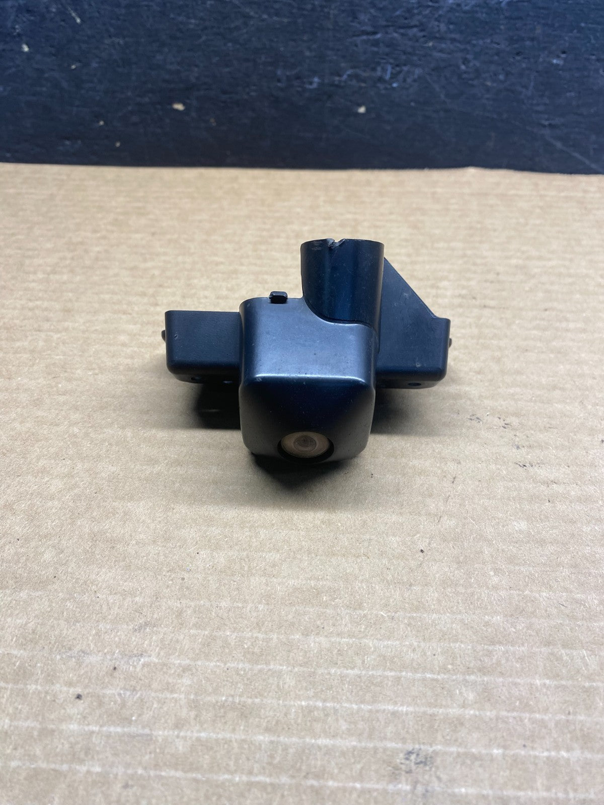 2016 - 2019 Ford Explorer Rear Tailgate Trunk Back Up Camera AF4068 DG0