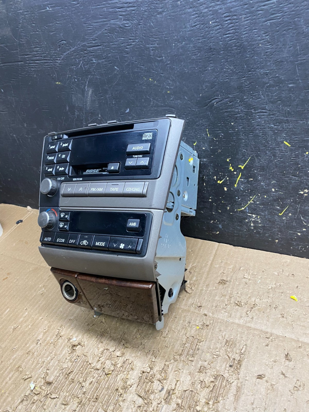 2000 to 2001 Infiniti i30 Bose Radio AM/FM Casette Climate Control W0002 DG4