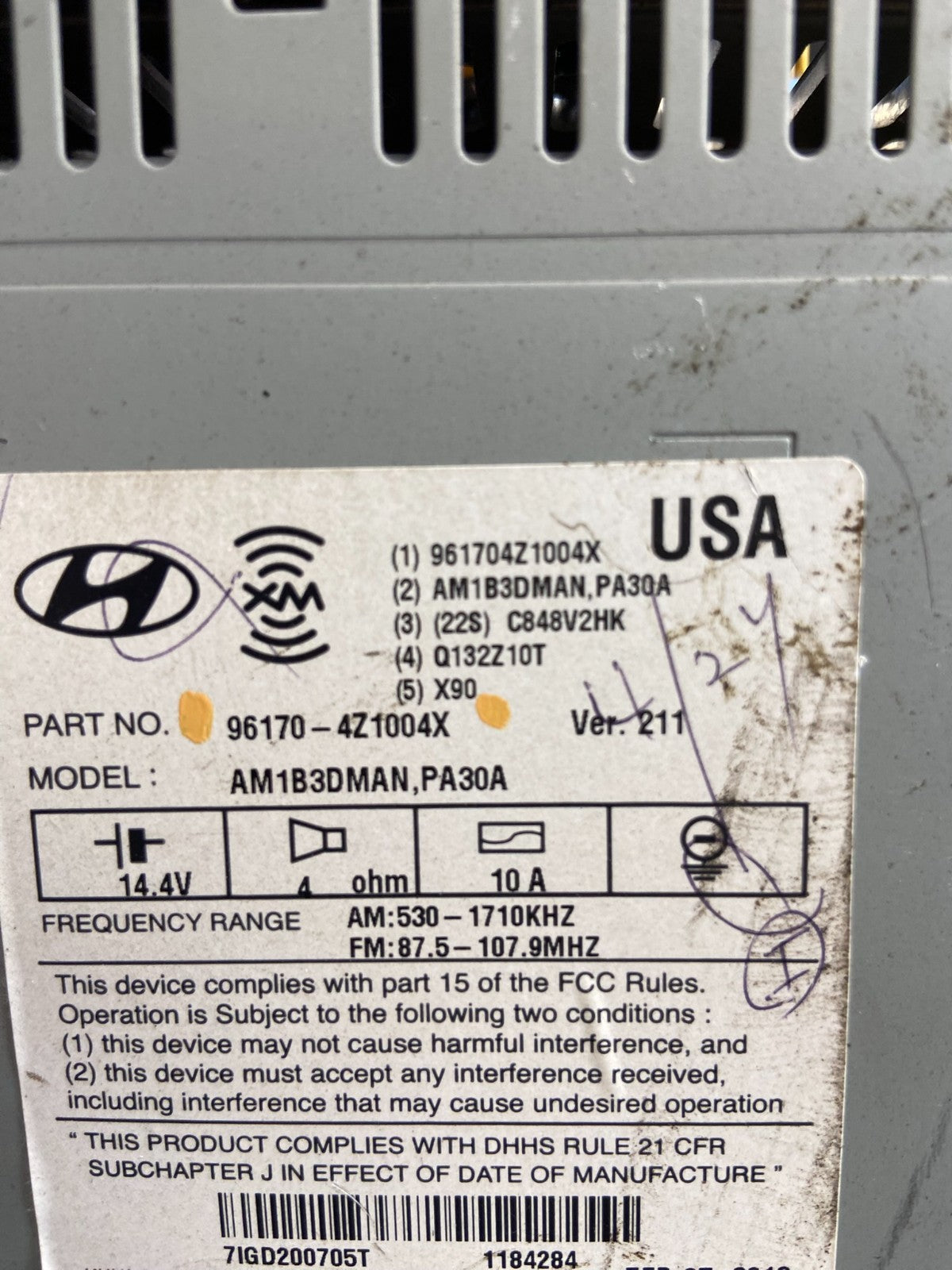 2013 to 2014 Hyundai Santa Fe AM/FM Radio CD Player AE4334 DW5