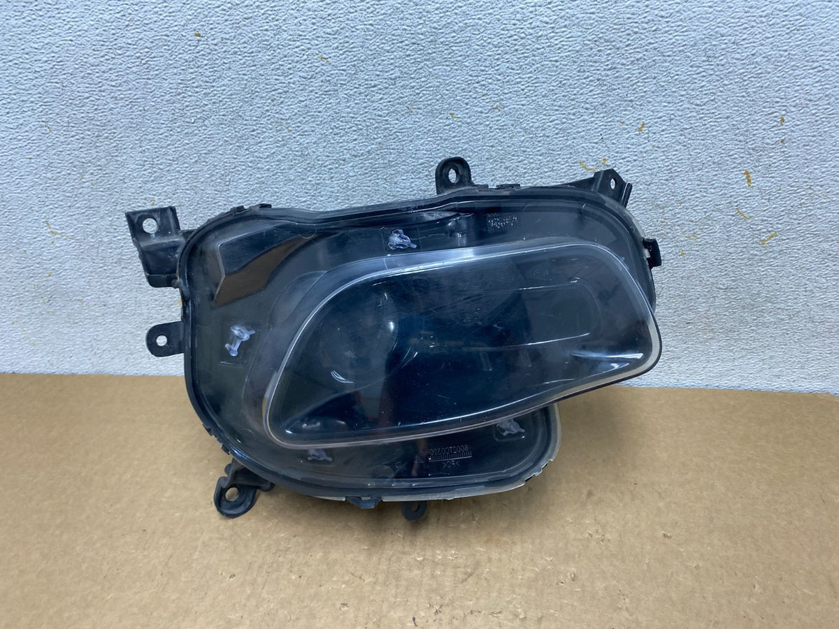 Xenon 2014-2017 Jeep Cherokee Right Passenger RH Side Lower Headlight AI3399 DW0