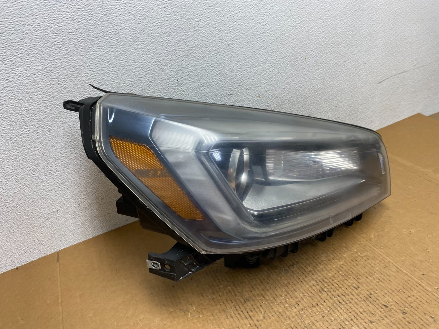 2013-2016 Gmc Acadia Right Passenger RH Side Led Halogen Headlight AE0310 DW2