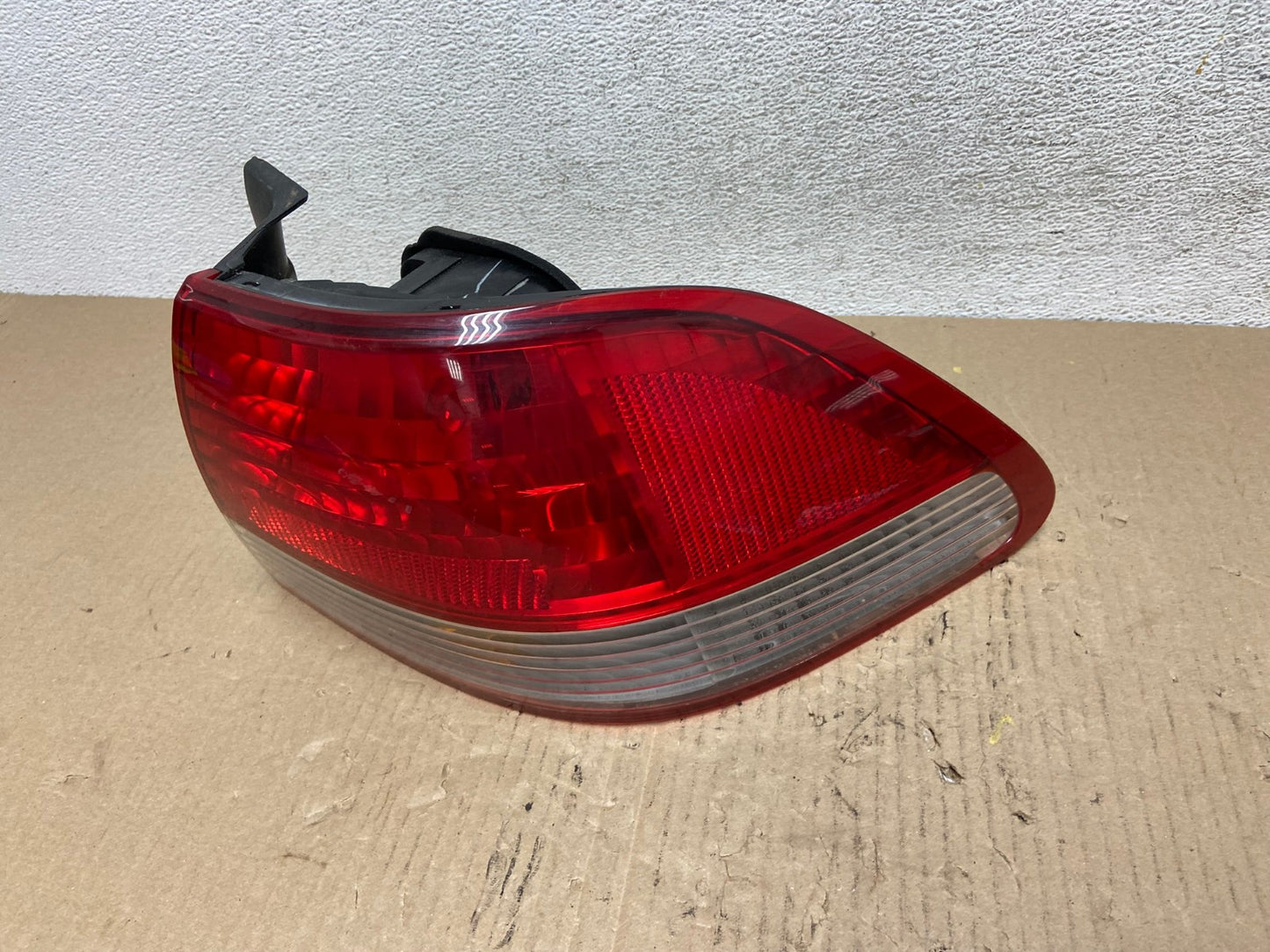 2001 to 2002 Honda Accord Sedan 4door Right Passenger Tail Light AF5890 LK1