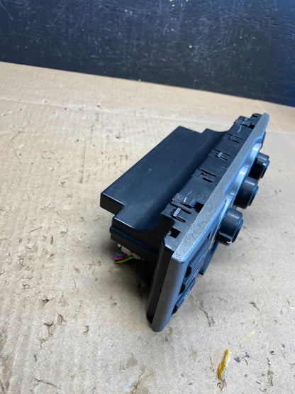 2003 to 2006 Land Rover Range Rover Ac Heater Climate Control ac6557 DG1