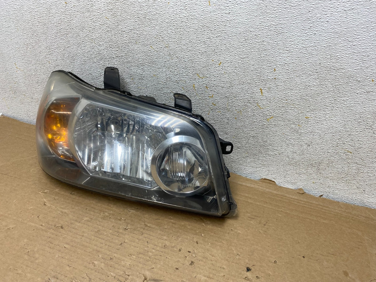 2004 2005 2006 Toyota Highlander Headlight Right Passenger RH Side AH8528 DW2