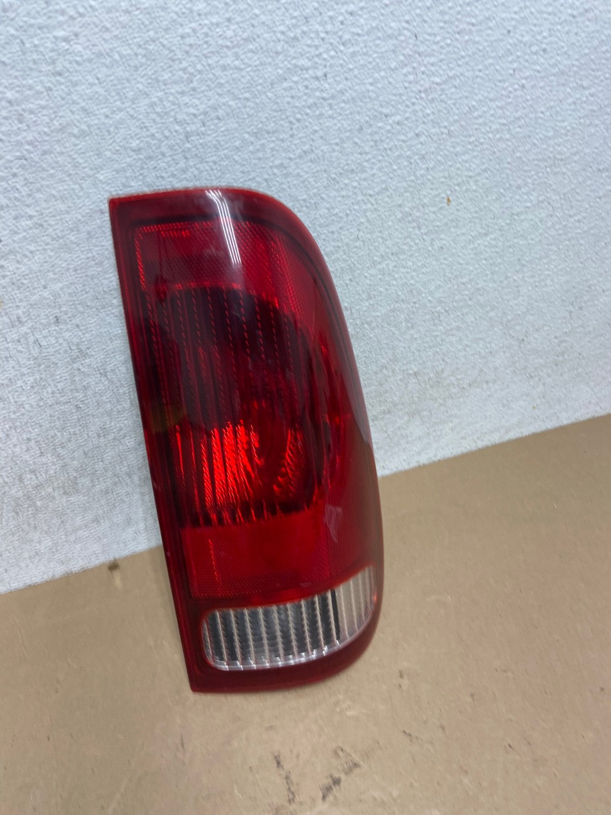 1997 to 2003 Ford F150 F-150 Right Passenger RH Side Tail Light AF4614 LK2