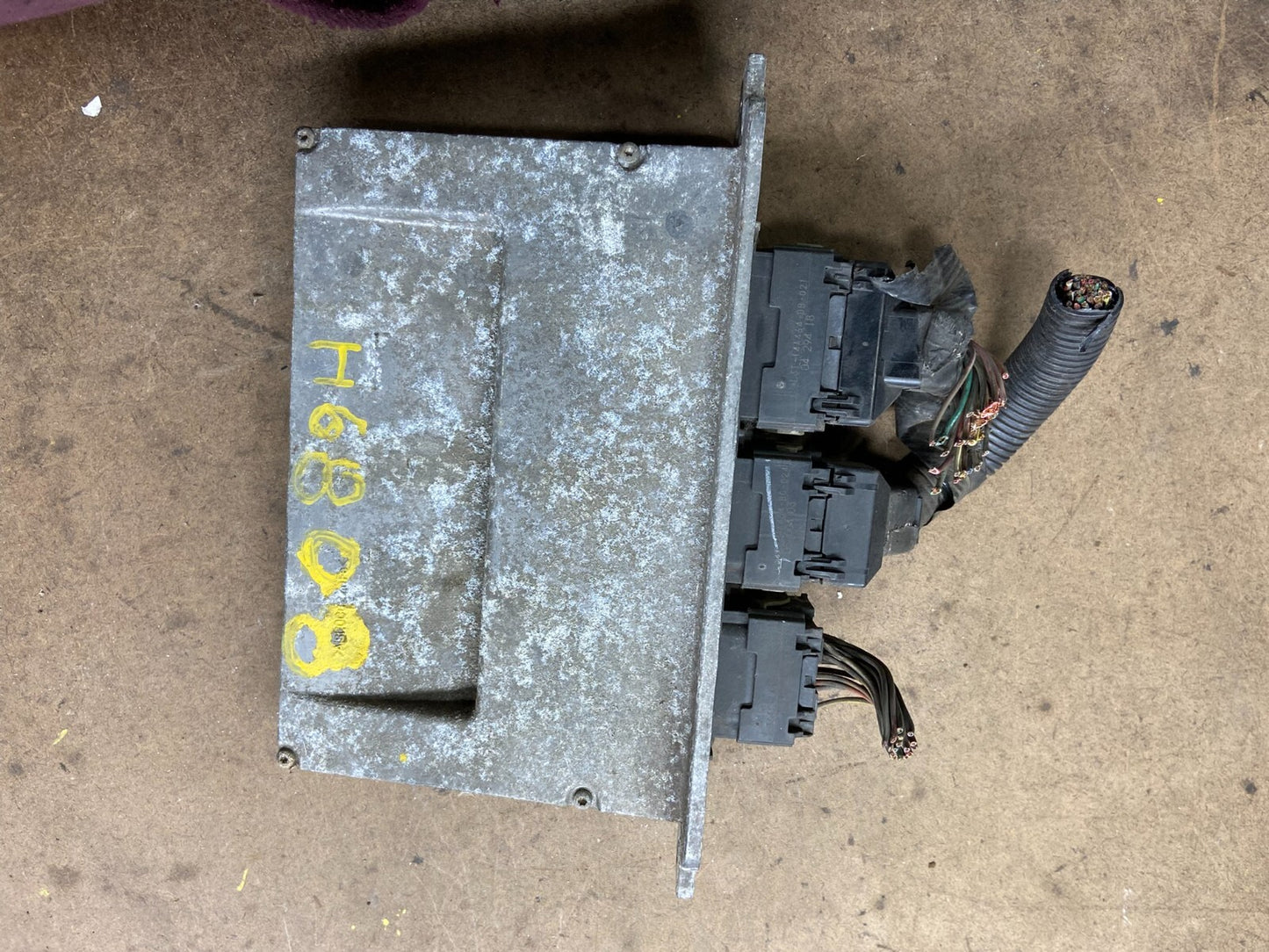 2005  Ford E-Series 5.4L Engine Control Computer 5c2a-12a650-crb M7498 DG1