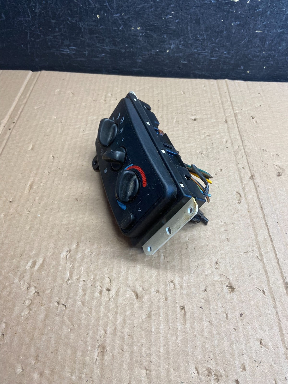 1998 to 2001 Dodge Ram 1500 Temperature Climate Control Heat AC Heater AF6222 DG2