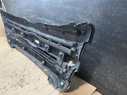 2011 to 2015 Ford Explorer Upper Front Grill Grille Oem V6740 DG11
