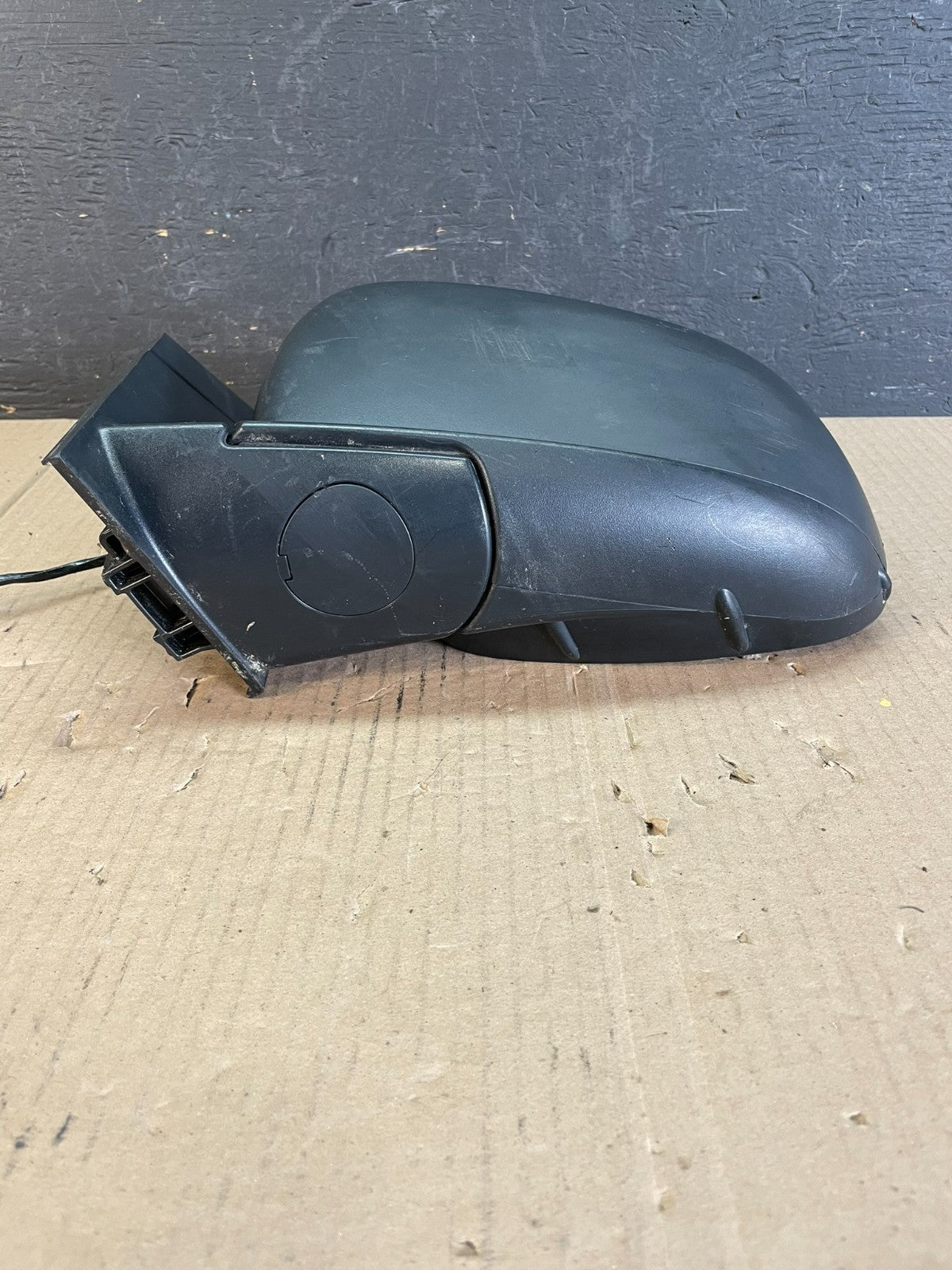 2009 to 2014 Volkswagen Routan Left Driver LH View Door Mirror AD8661 DW3