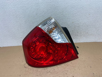 2006 2007 Infiniti M35 M35X M45 Left Driver LH Side Tail Light AG4471 LK0