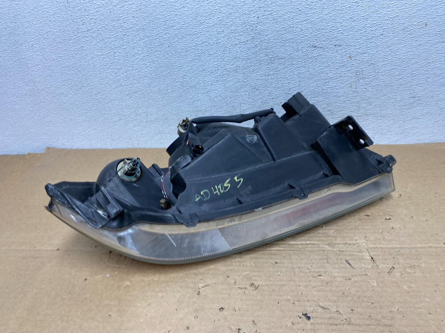 2001 to 2003 Acura MDX Left Driver LH Halogen Headlight AD4055 DW8
