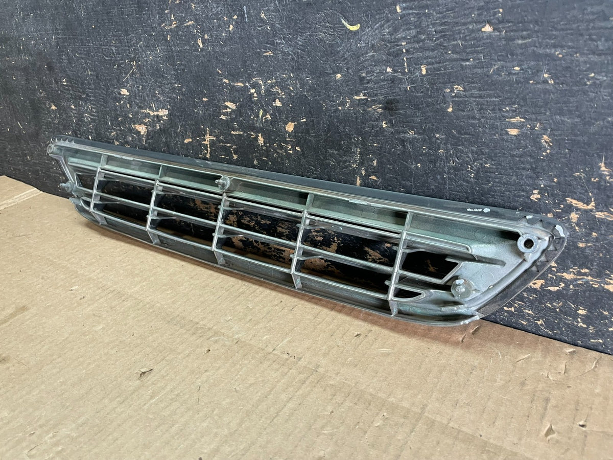 2000 to 2001 Lexus ES300 Front Grille Grill AB30925