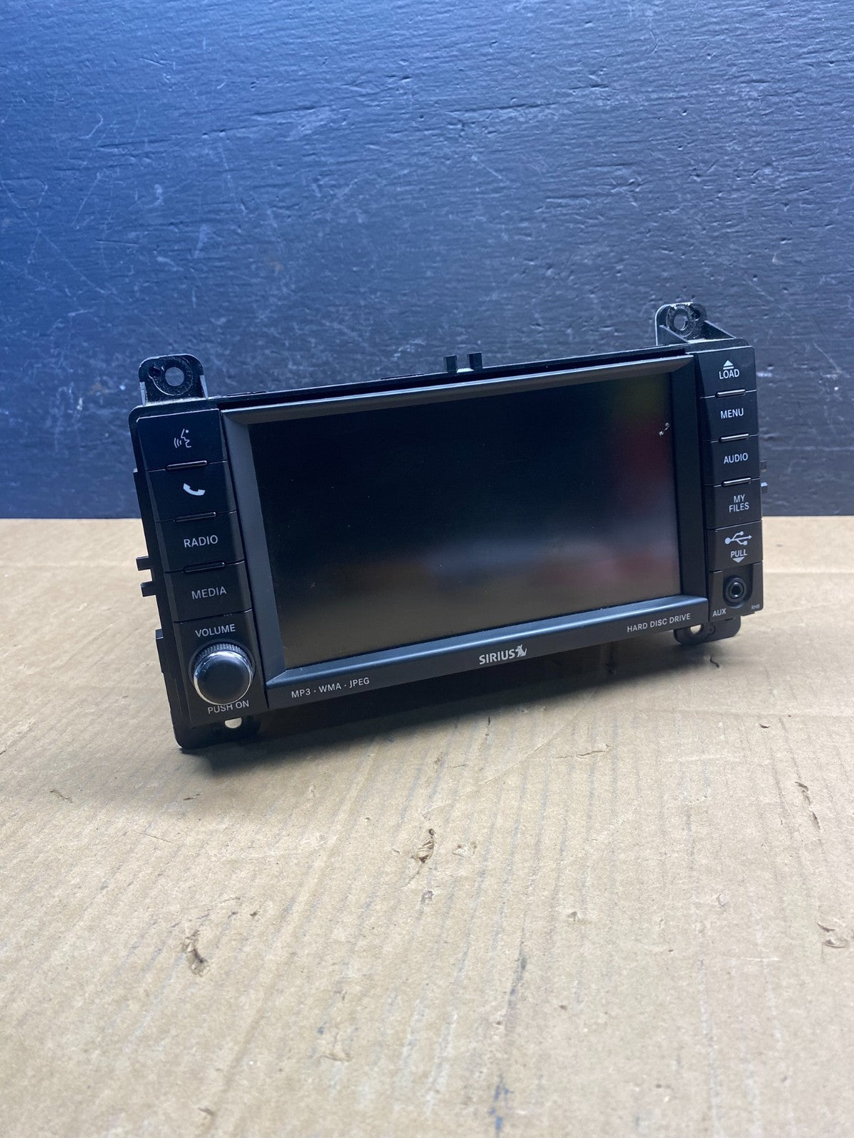 2011 to 2013 Jeep Grand Cherokee Media Satellite Radio Screen Display AD1570 DW0