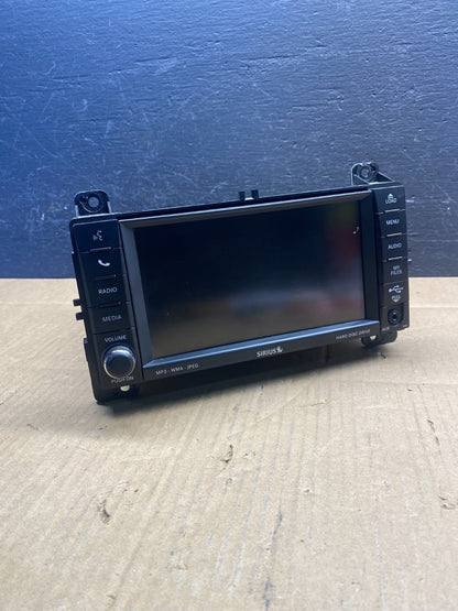2011 to 2013 Jeep Grand Cherokee Media Satellite Radio Screen Display AD1570 DW0