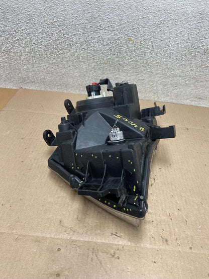 2005-2015 Nissan Xterra Right Passenger RH Headlight OEM Z4005 DW8