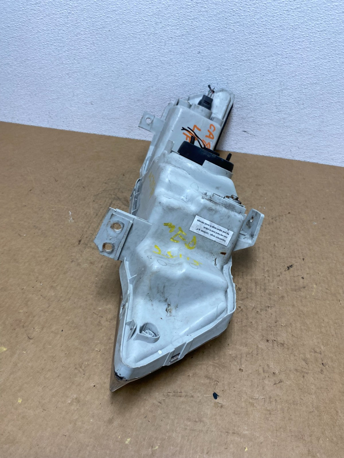 1999 - 2004 Honda Odyssey Left Driver LH Headlight Halogen AC2999 DW5