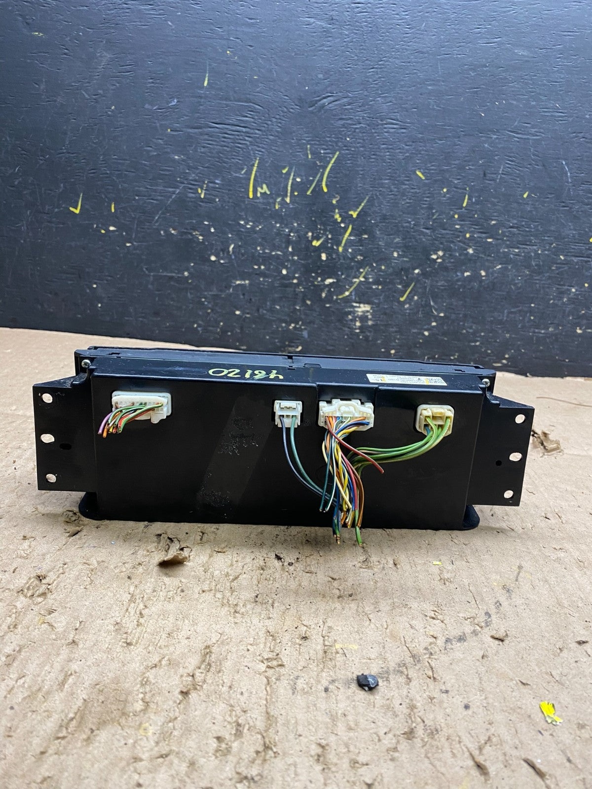 2008 to 2009 Land Rover Range LR3 AC Heater Climate Control Module y8120 DG3