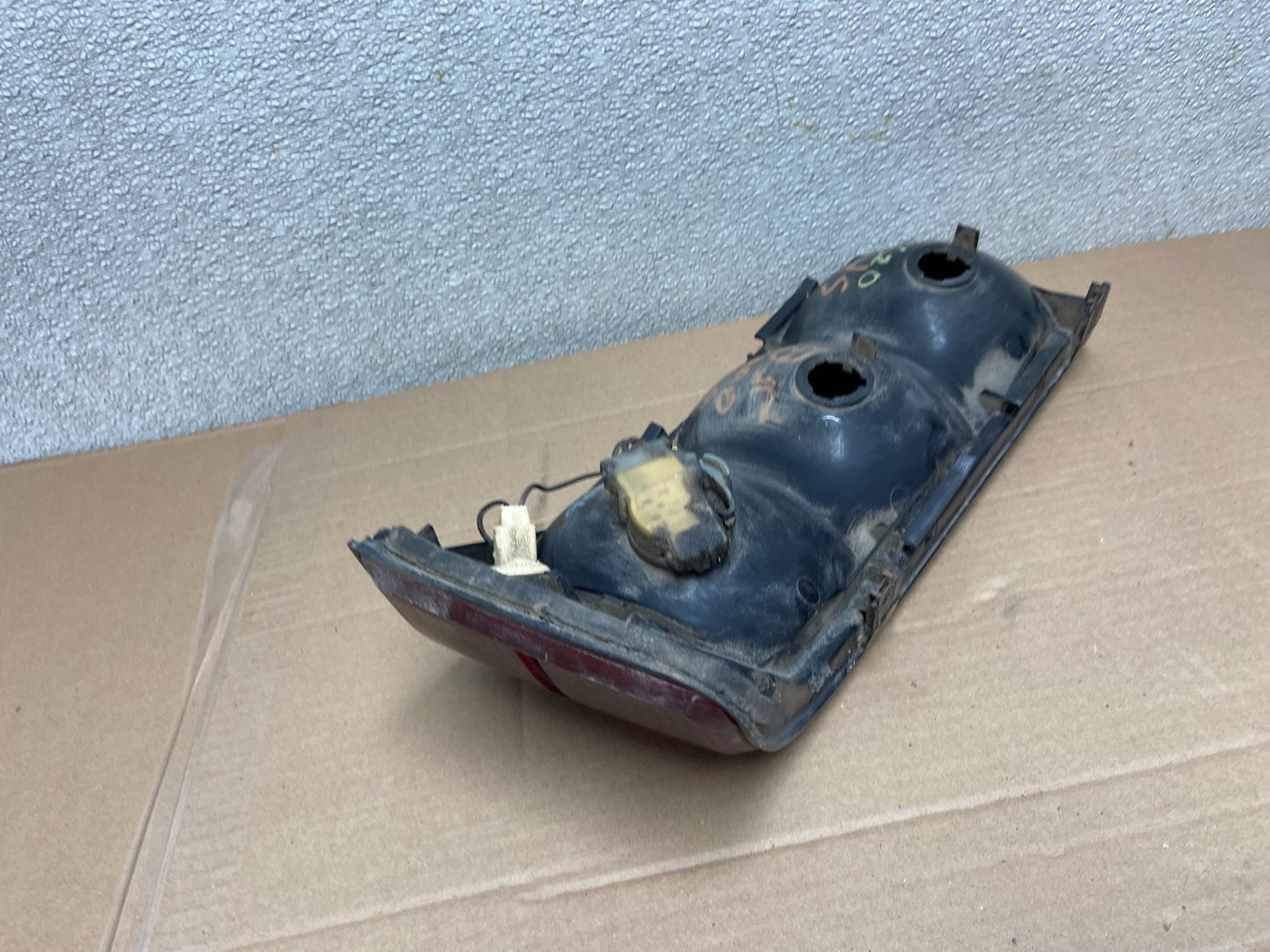 1985 to 1988 Pontiac Grand AM Left Driver LH Tail Light OEM aa8620 DG6