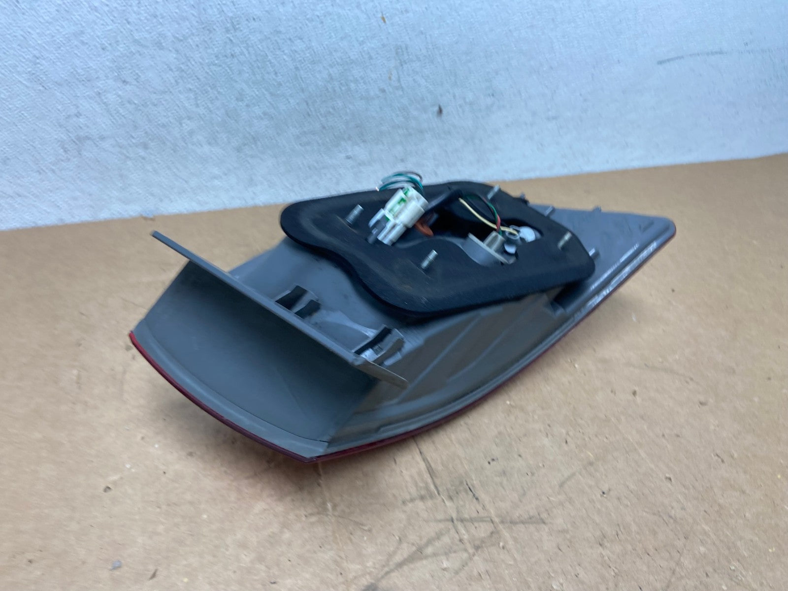 2009 to 2010 Hyundai Sonata Right Passenger Side Tail Light AD6340 LK3
