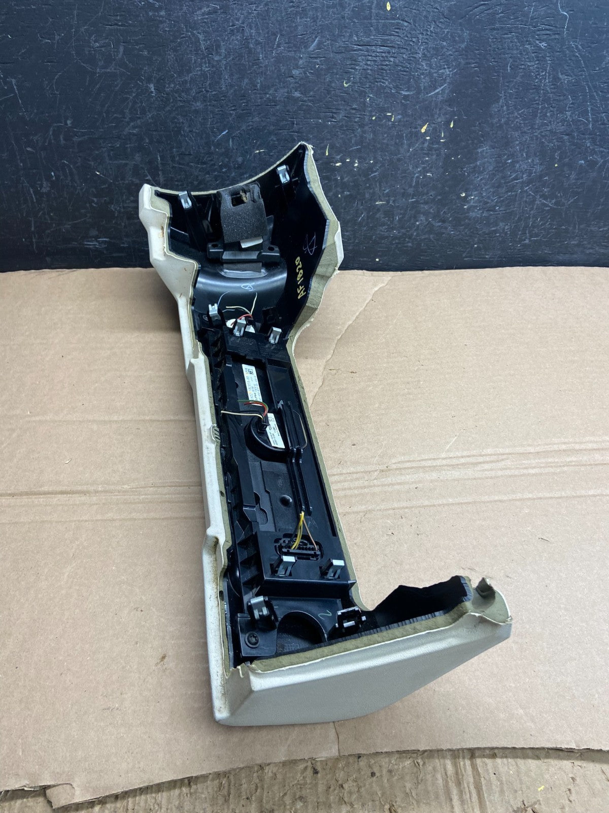 2010-2013 Land Rover Range Rover Radio Media Infotainment Controls AF1820 DG4