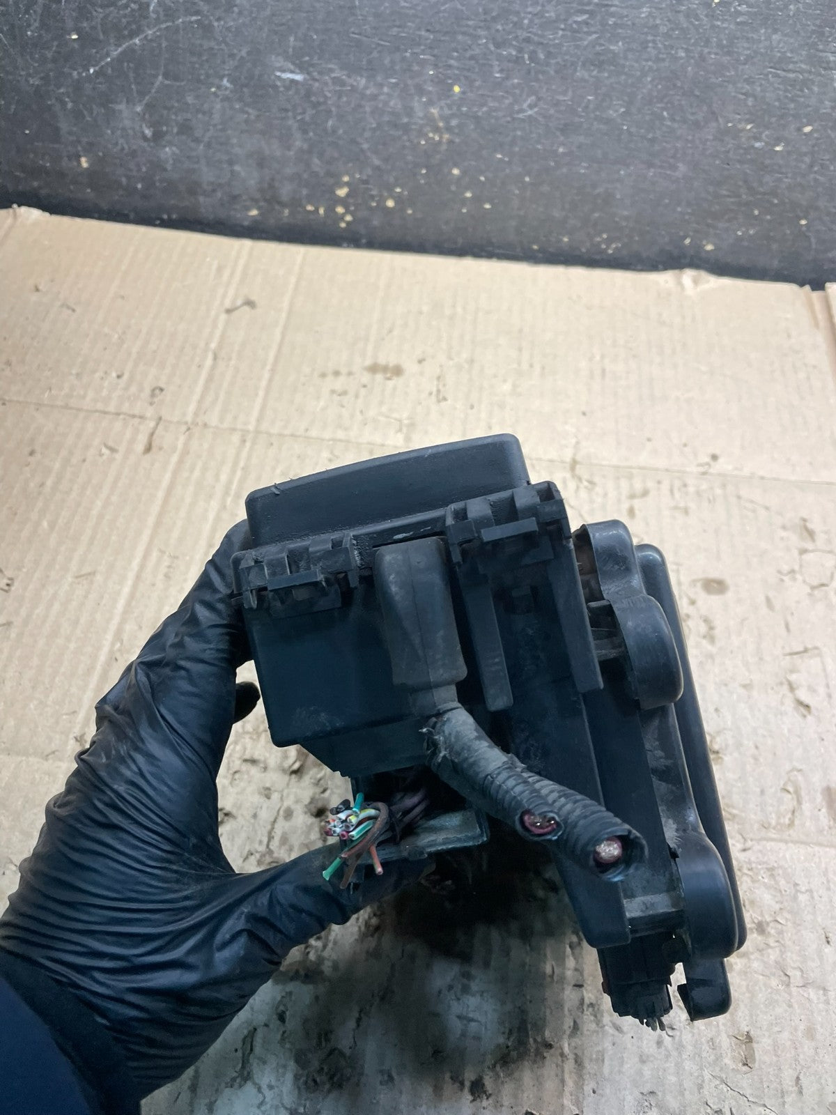 2007 Jeep Grand Cherokee Integrated Power Fuse Box 04692109ac x8355 DG3