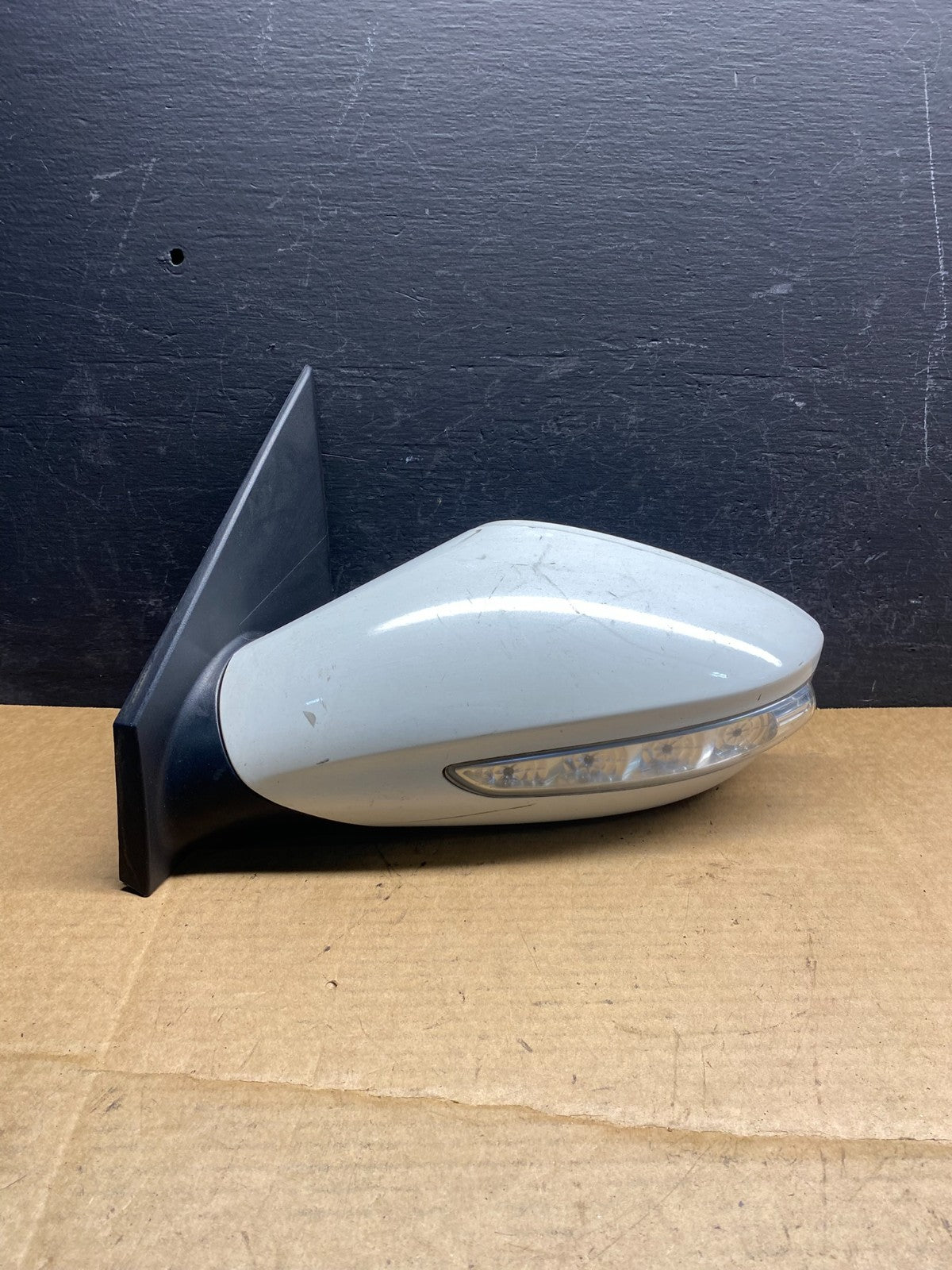 2011-2015 Hyundai Sonata Left Driver Side View Turn Sgn Door Mirror OE ad6762 DG0