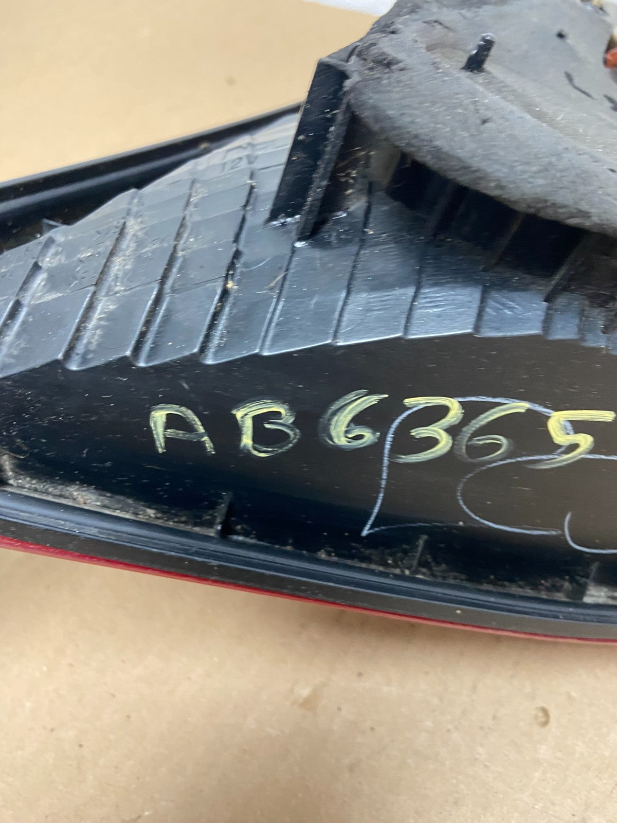 2002 2003 2004 Toyota Camry Left Driver LH Side Tail Light AB6365 DW6