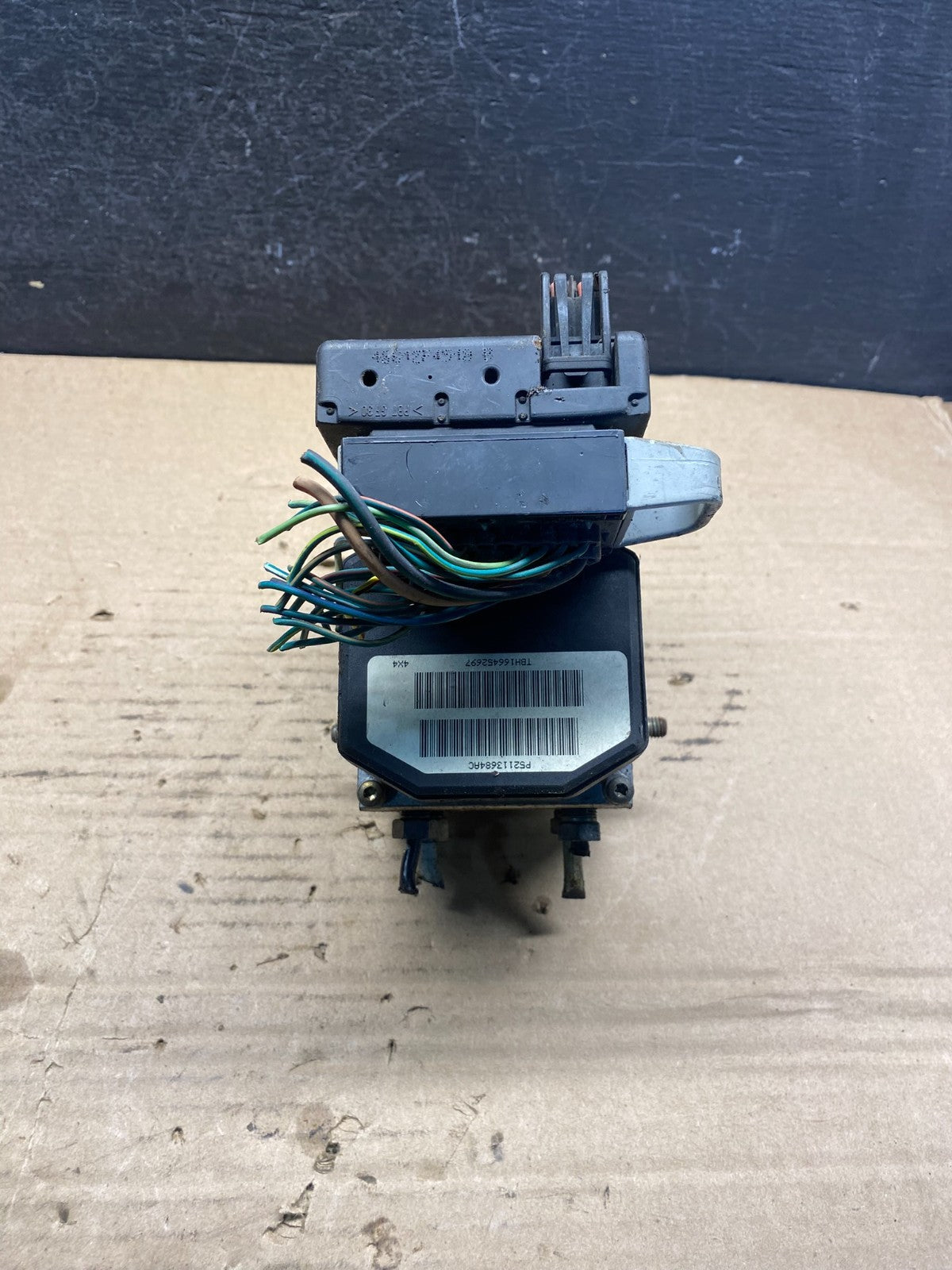 2004 2005 Dodge Durango ABS Anti Lock Brake Pump ae2084 DG0