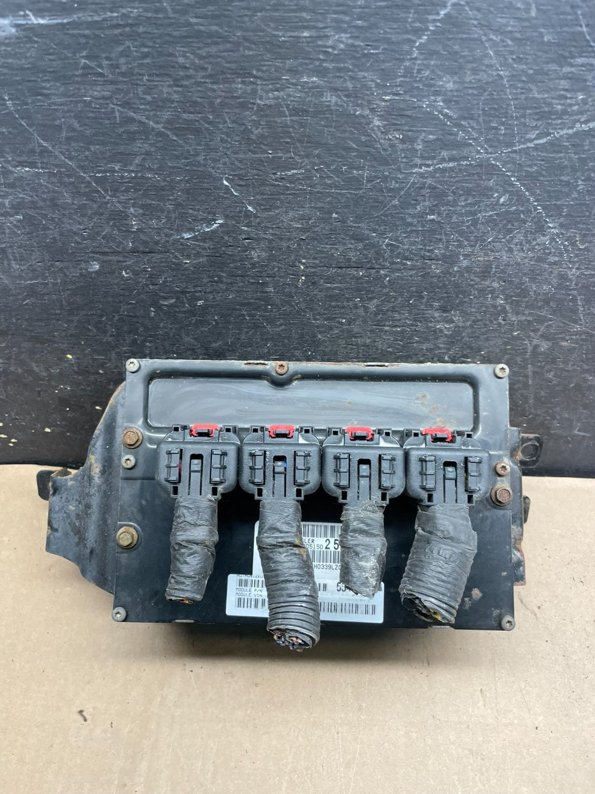 2008 2009  Caravan Town & Country 3.8L Engine Control Unit ECU Module s8245 DG0