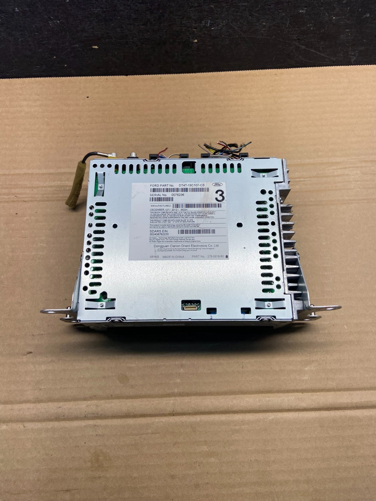 2013 to 2014 Ford Edge AM/FM Radio CD Player Reciever AE4701 DG4