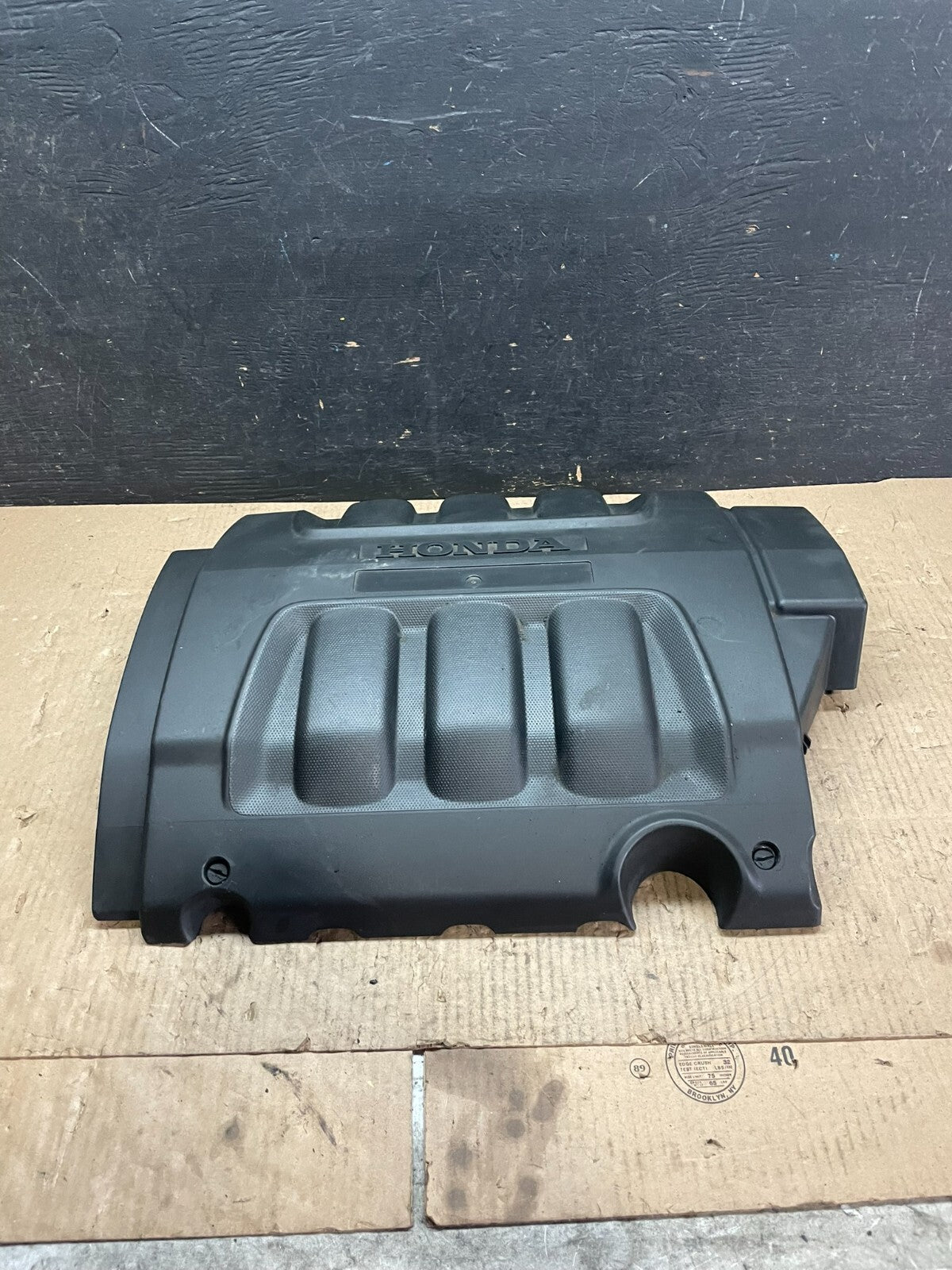 2005 to 2007 Honda Odyssey Black Engine Cover M6082 DG0