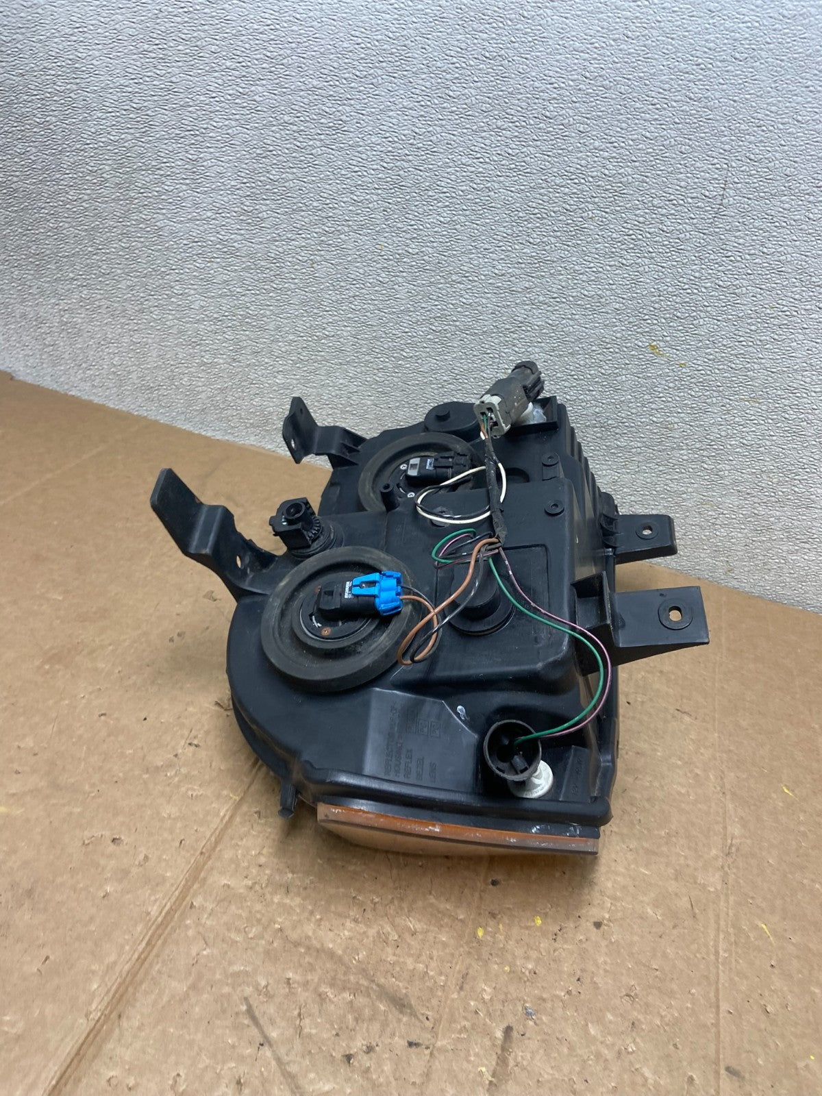 2008-2010 Jeep Grand Cherokee Left LH Driver Side Halogen Headlight AA2593 GD7
