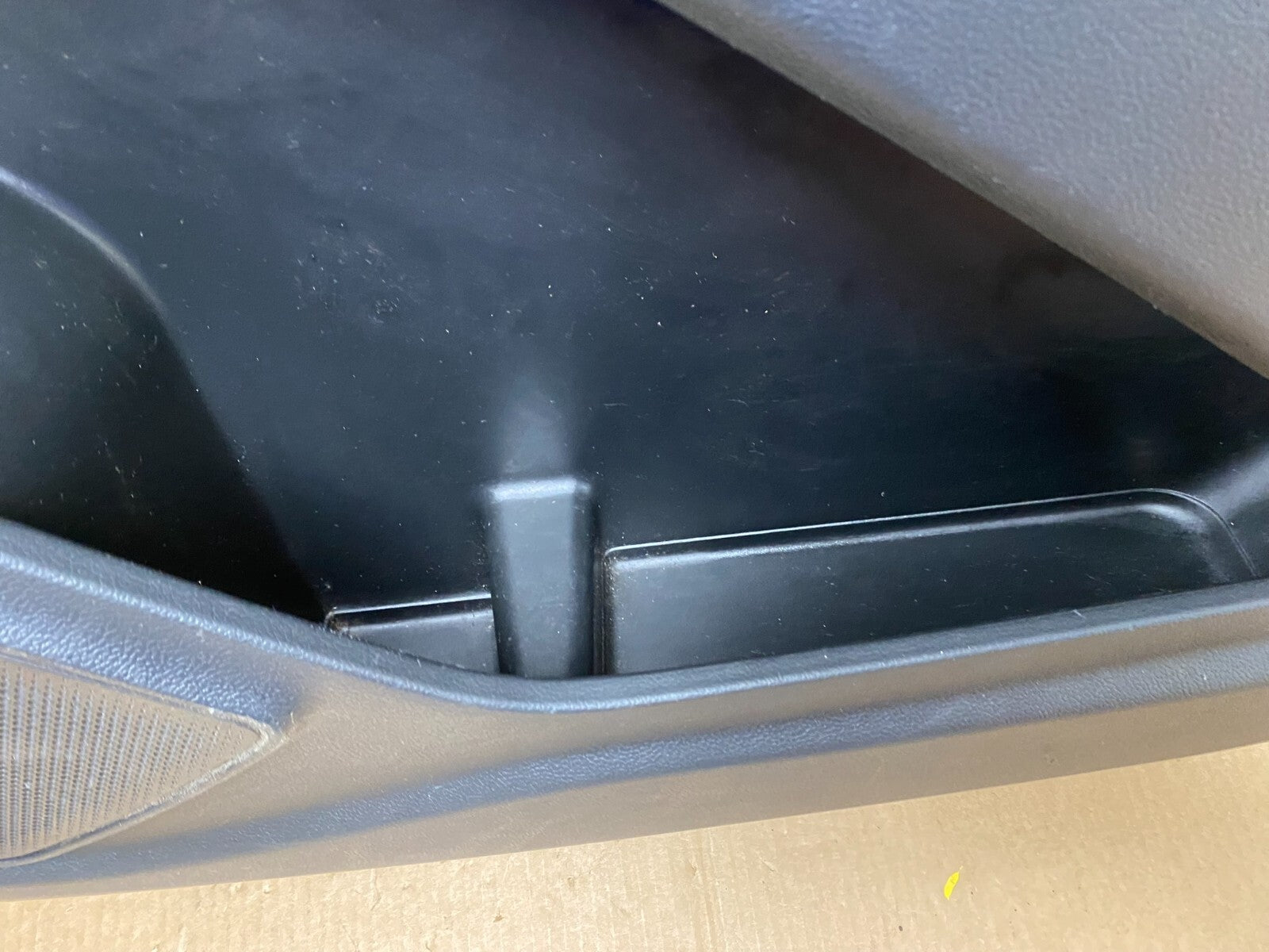 2020 to 2023 Ford Explorer Interceptor Front Right Side Door Panel G01504