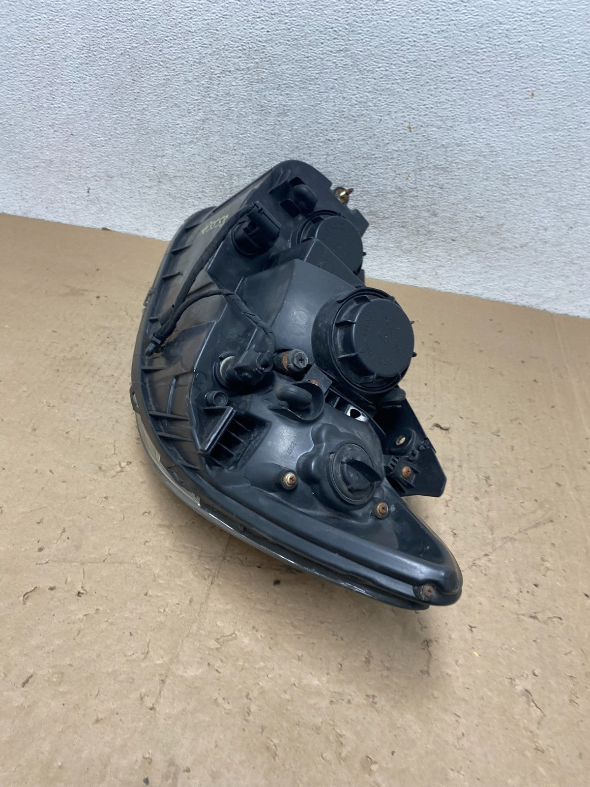 2007 2008 2009 Hyundai Santa Fe Right Passenger Halogen Headlight AG5558 DW6