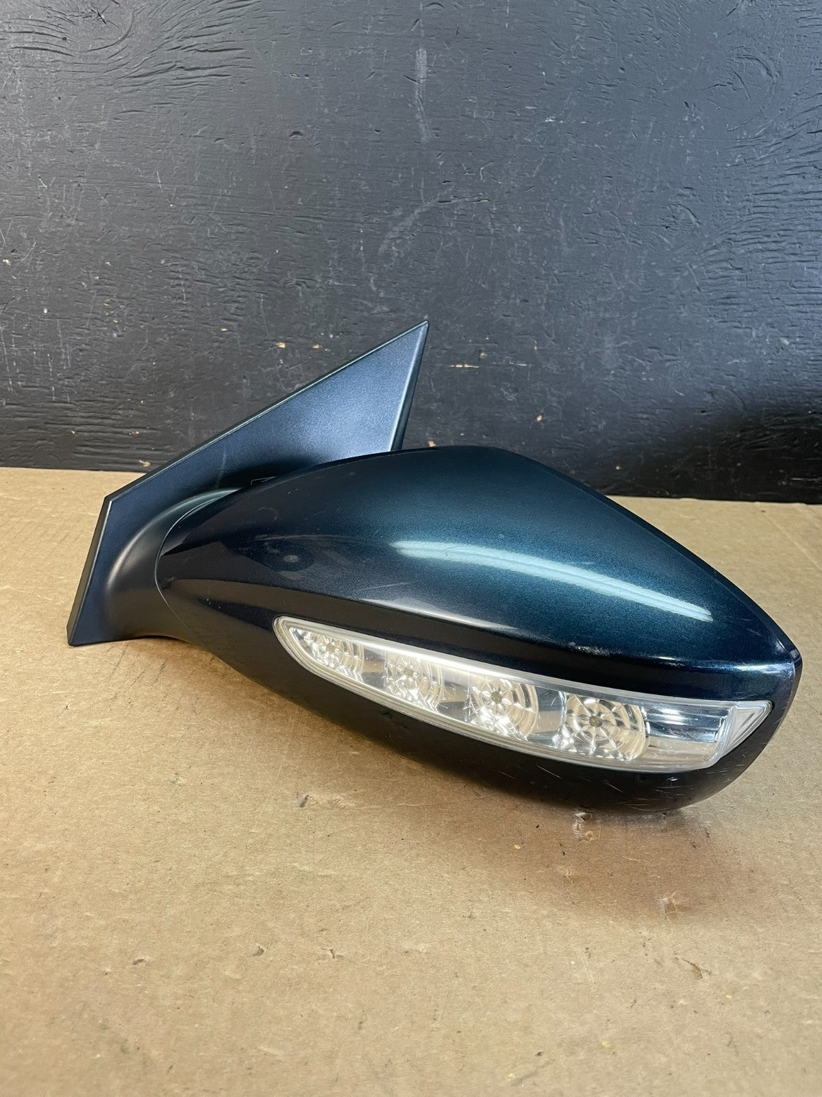 2011-2015 Hyundai Sonata Left Driver Side View Turn Sgn Door Mirror OE AD0339 DW1