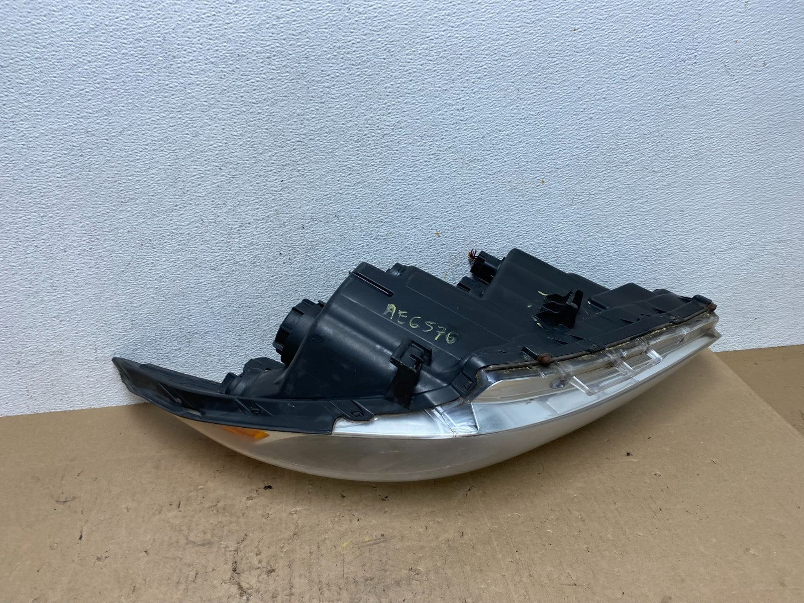2011 - 2014 Hyundai Sonata Left Driver Lh Side Headlight Halogen AE6576 DW8