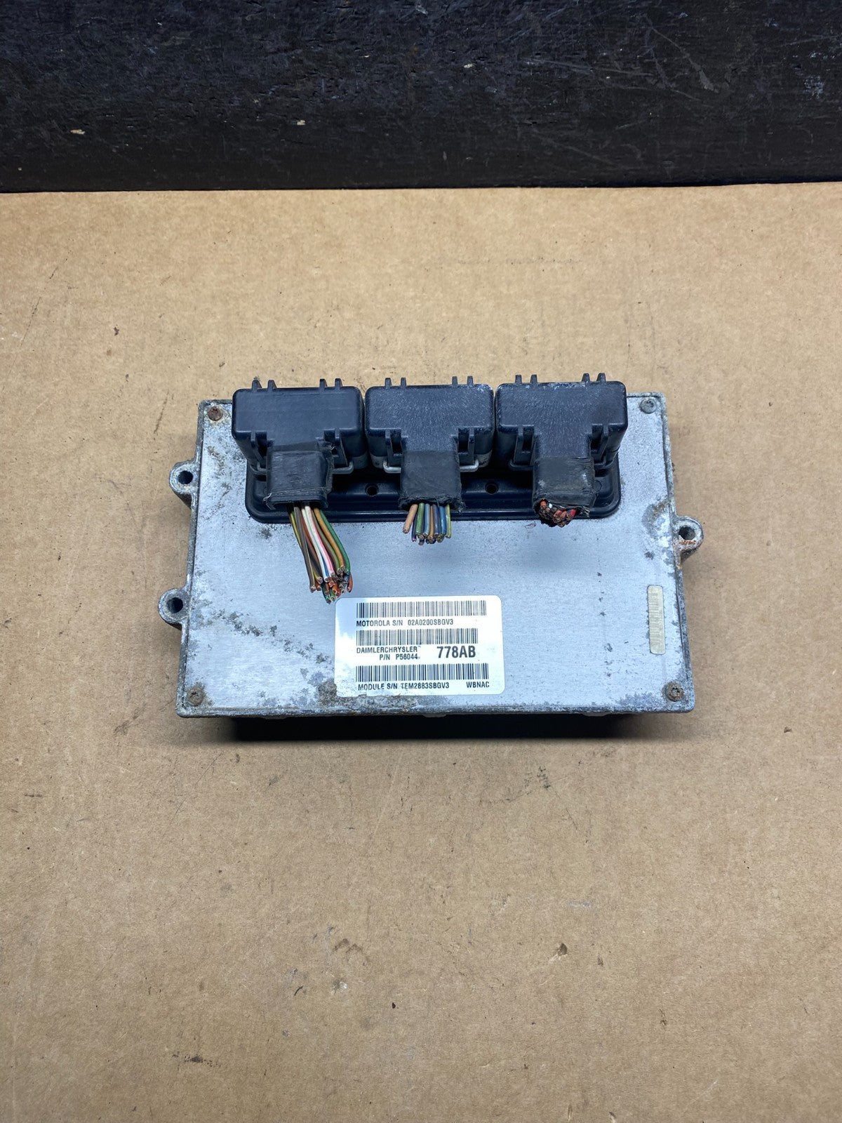 2004 Jeep Grand Cherokee 4.7L ECM ECU Engine Control Computer Modul ah6998 DG0