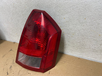 2005 2006 2007 Chrysler 300 Right Passenger Rh Side Tail Light AH4280 LK2