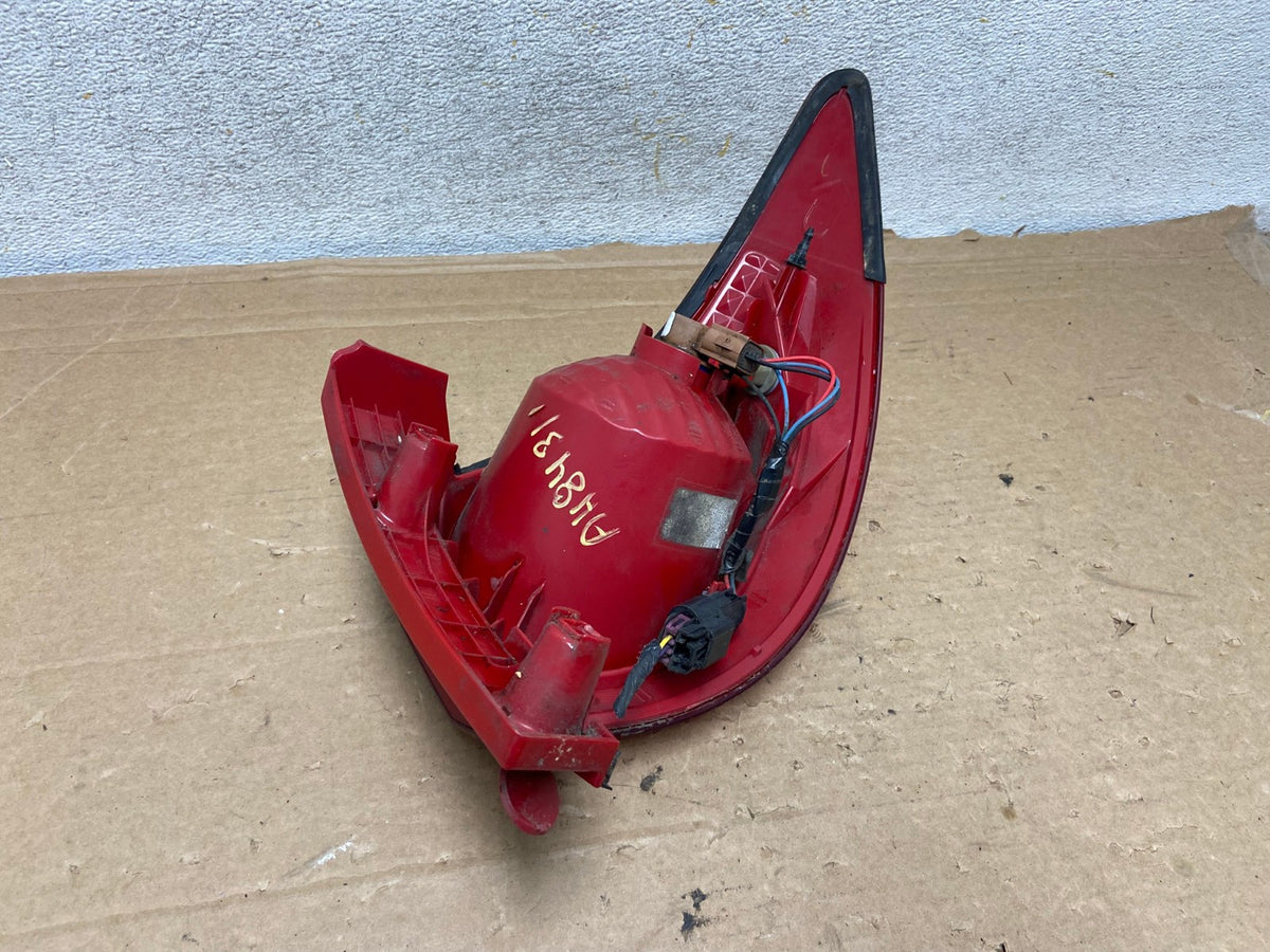 2009 2010 2011 2012 Chevrolet Traverse Left Driver LH Tail Light AH8431 LK5