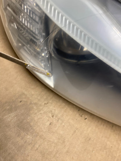 2009-2011 BMW 3 Series 328i 4/D Sedan Headlight Halogen Right Passenger W8476 DW4
