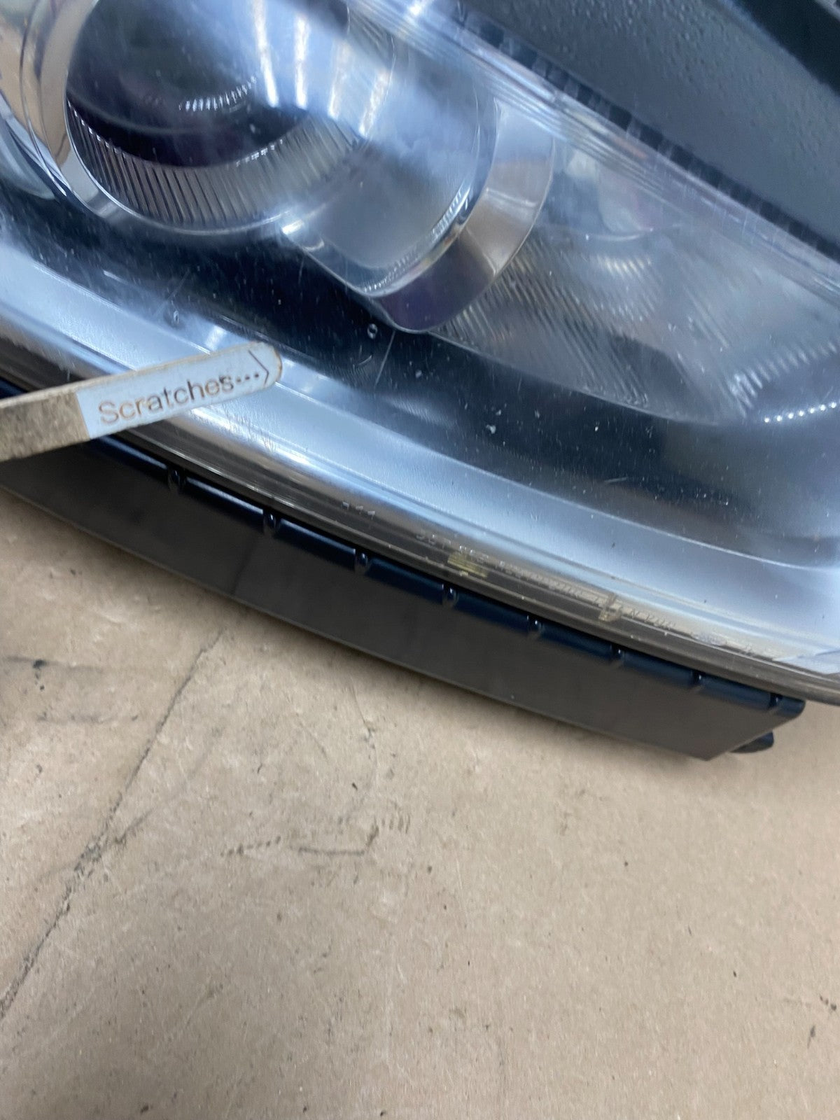 2013 to 2016 Ford Fusion Right Passenger Rh Side Headlight AG4646 DW3