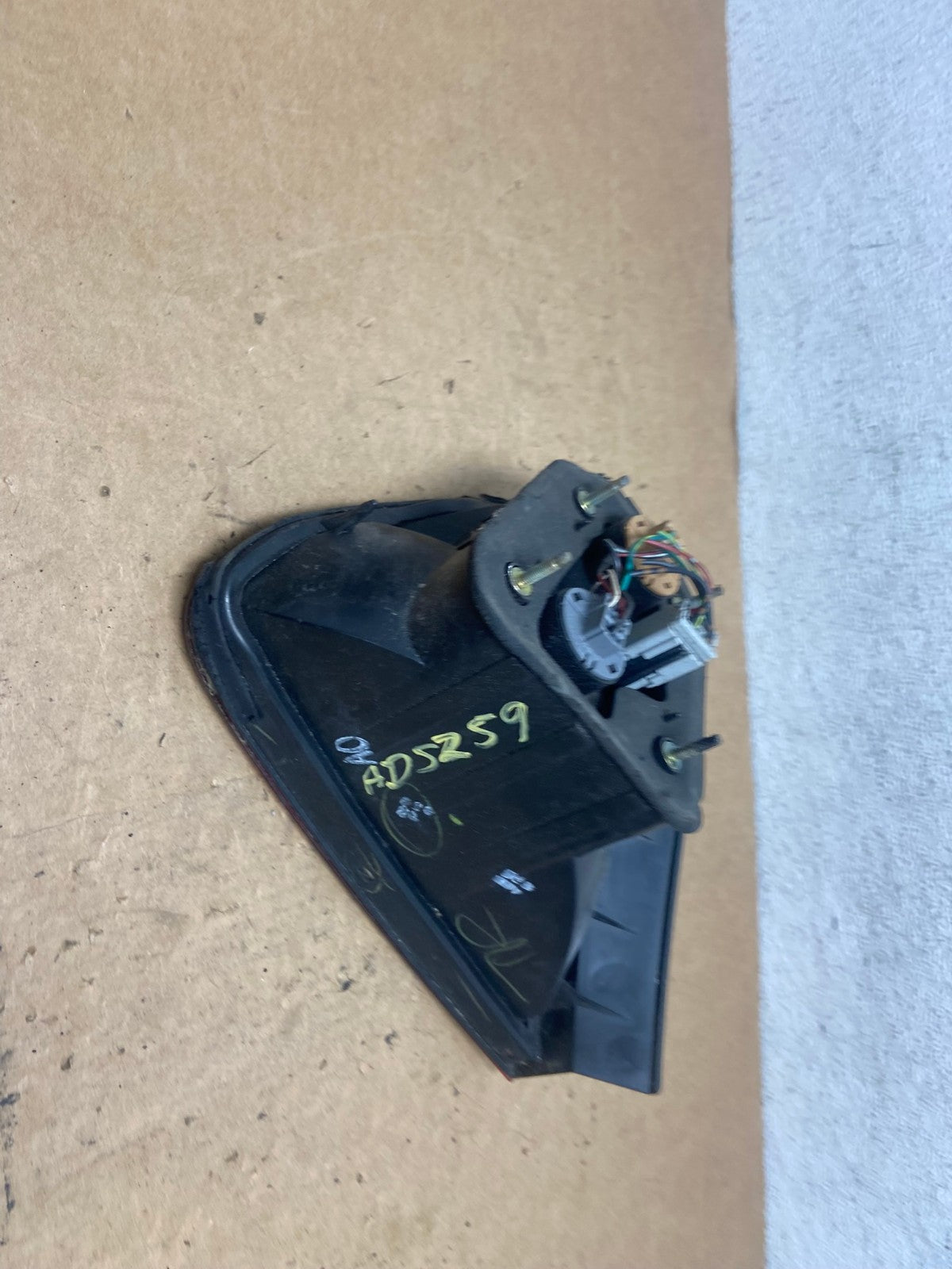1998 - 2002 Honda Accord Coupe 2-door Right Passenger Tail Light AD5259 LK4