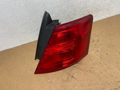 2014 to 2018 Ford Taurus Interceptor Right Passenger RH Tail Light AD4803 LK0