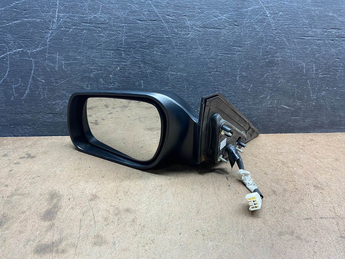2003-2008 Mazda 6 Left Driver LH Front View Door Mirror OEM J5698 DG2